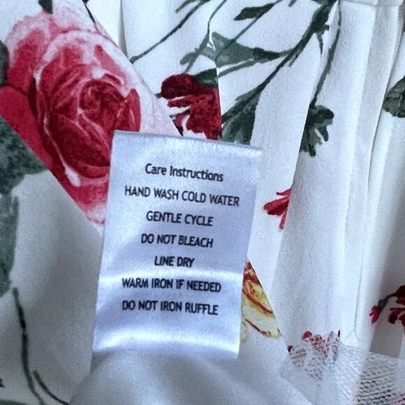 Emerald Sundae White Floral Fit & Flare Dress NWT 2X Plus Romantic Cottagecore - Picture 10 of 10